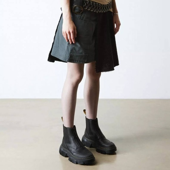 Dr. Martens Shoes - Unisex Size M6/W7 Dr. Martens Chelsea Boots 2976 DMXL Zip Up Leather Black